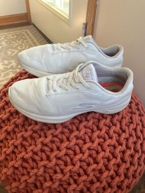 Skeechers Air Fit Air Cooled White size 6.5 Gowalk